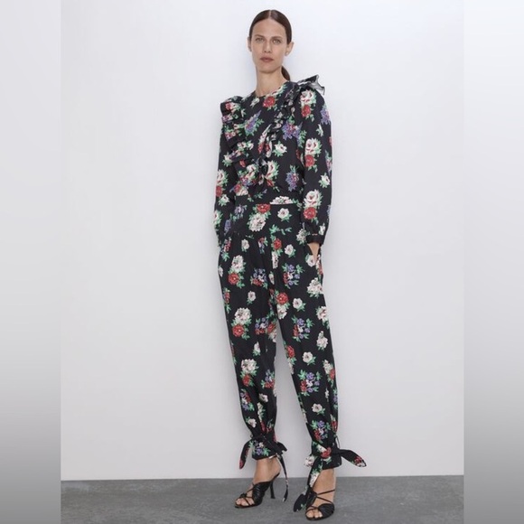 ZARA FLORAL PRINTED PANTS Black SIZE M - Picture 1 of 3